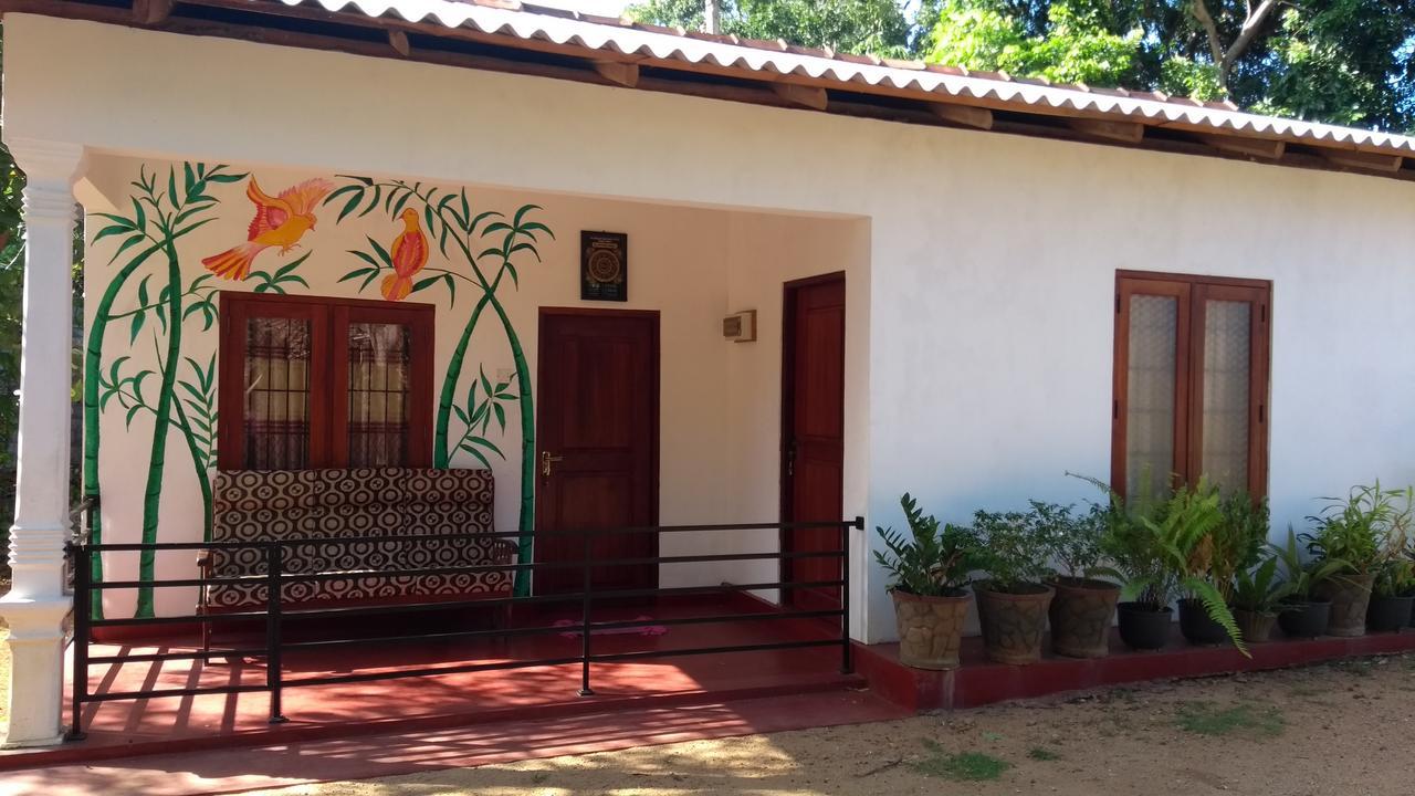 Pawansa Home Stay هاباران المظهر الخارجي الصورة